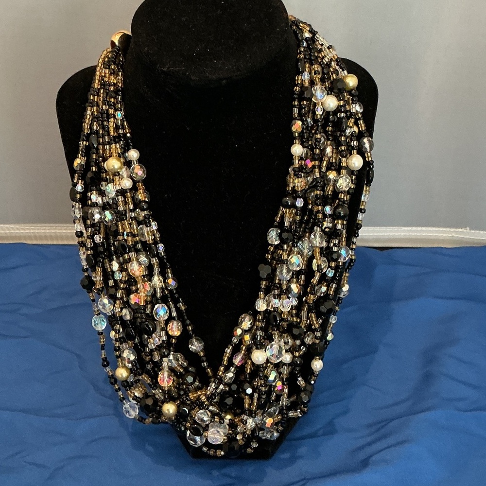 Chic Multilayer Black and Gold Necklace